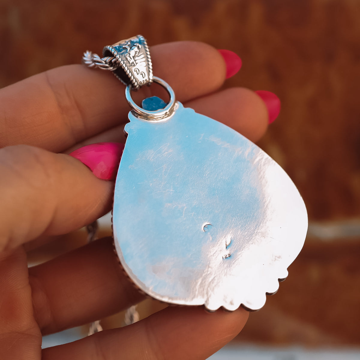 ‘Statement’ Pendant - Kingman