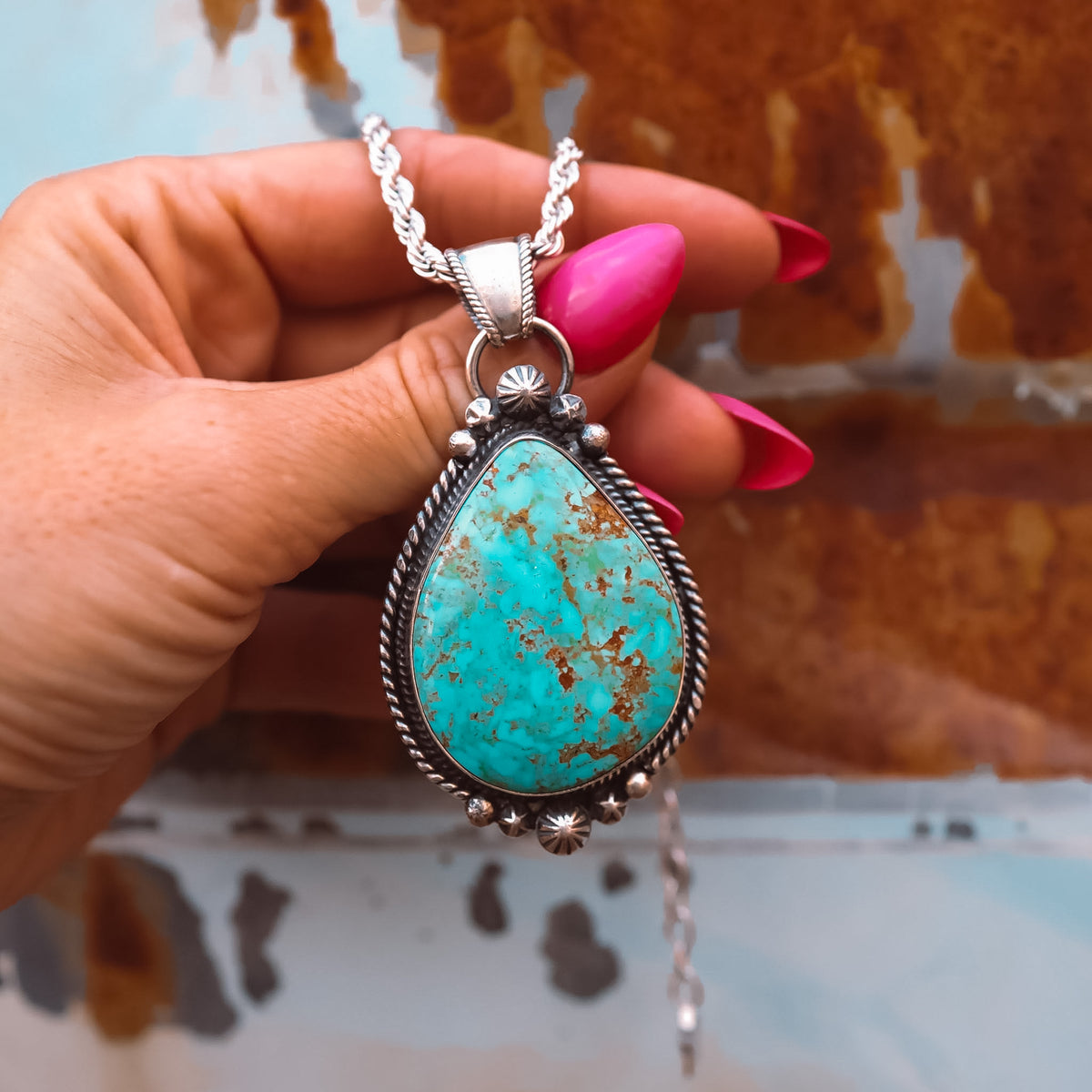 ‘Statement’ Pendant - Kingman
