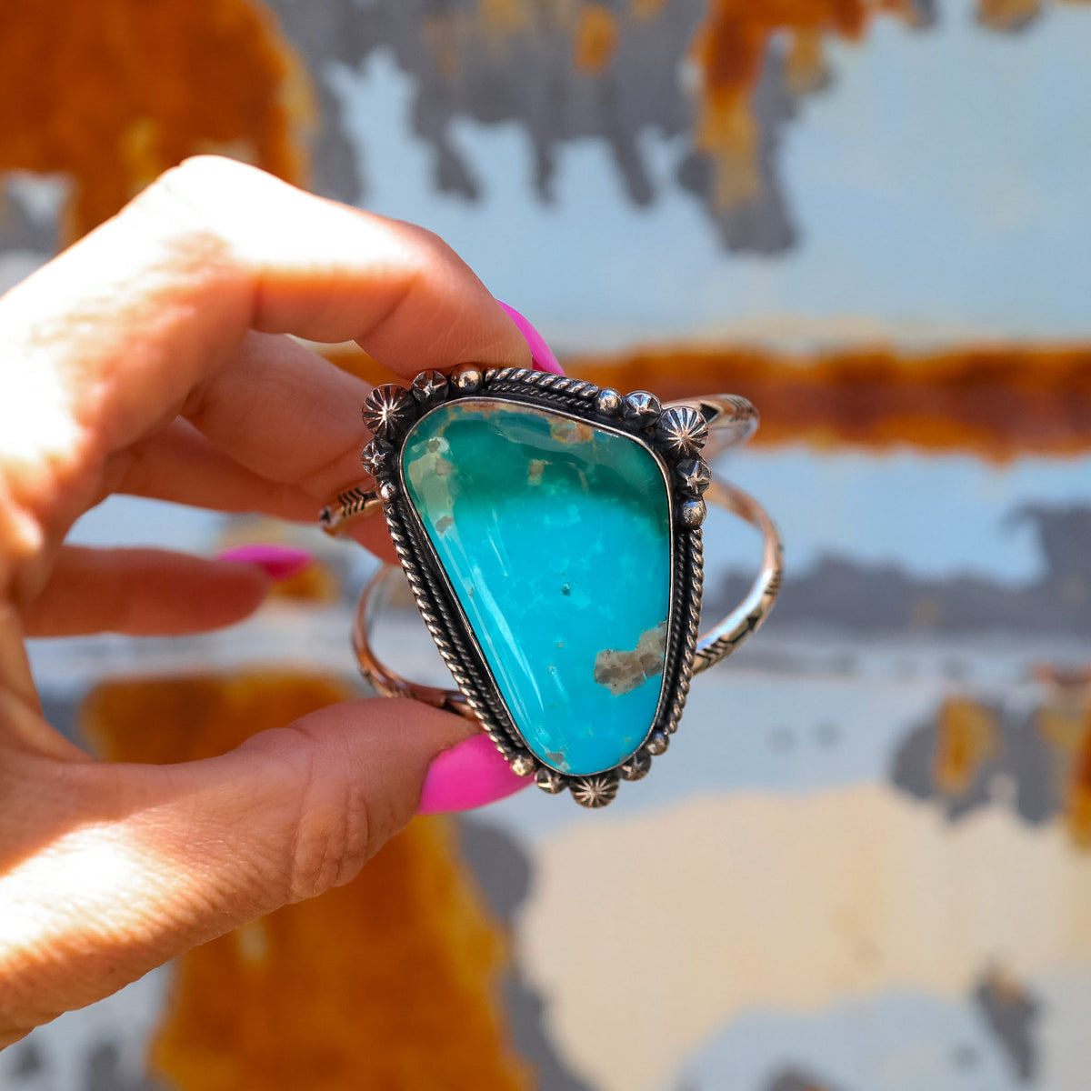 ‘Arrow Cuff' - Kingman