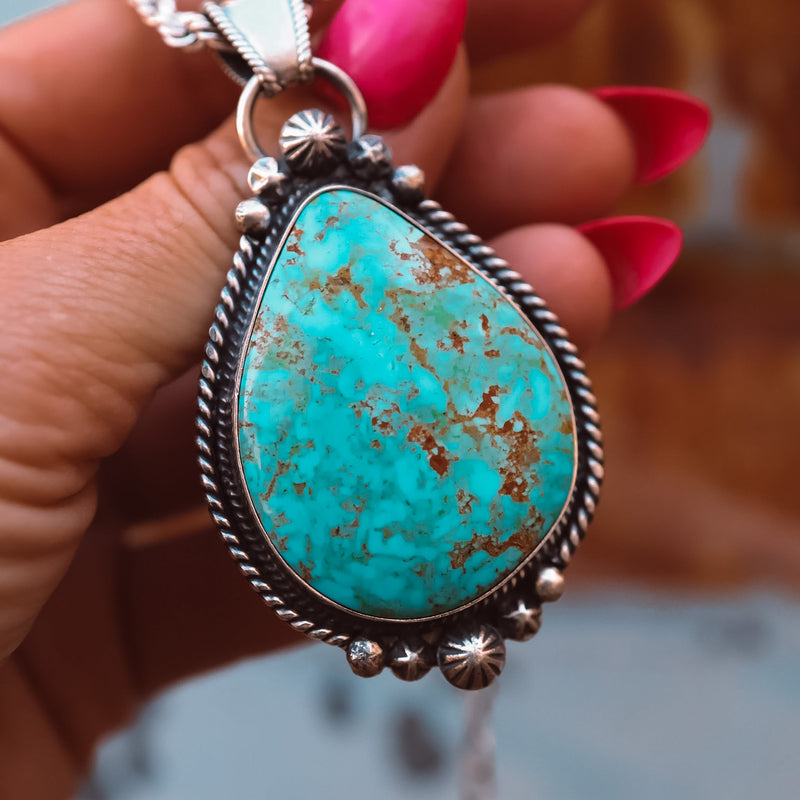 ‘Statement’ Pendant - Kingman